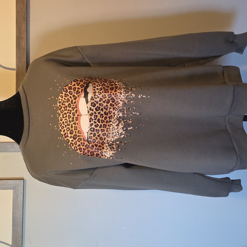 Print Graphic Women's Sweater - Gray